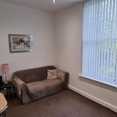 Апартаменты No 7 - 1 Bed Near Sefton Park And Lark Lane Ливерпуль Экстерьер фото